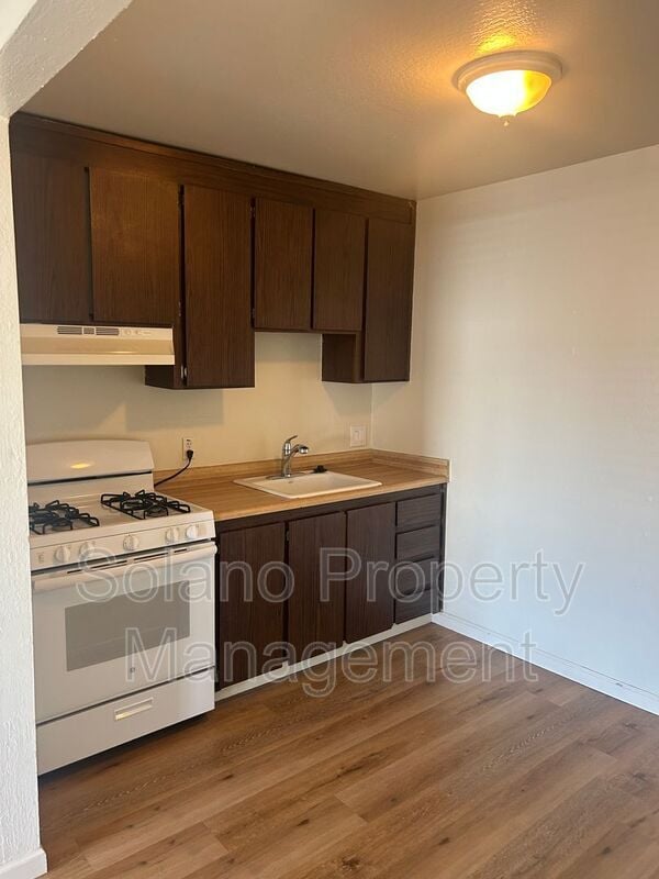 Photo - 1955 Grande Cir Unit #E