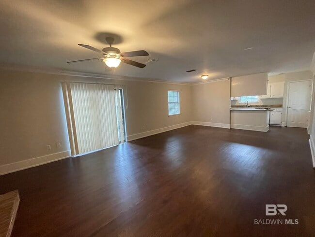 Photo - 107 Brentwood Dr