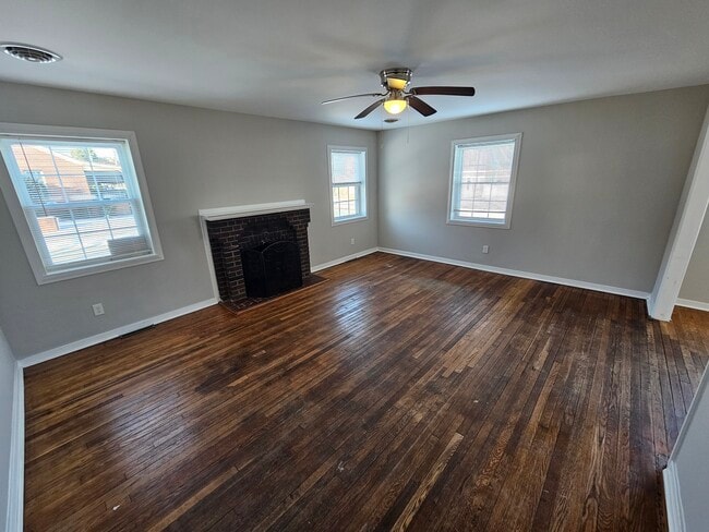 Photo - 103 Indiana Ln