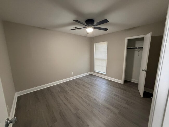 Photo - 5109 Maywood Dr