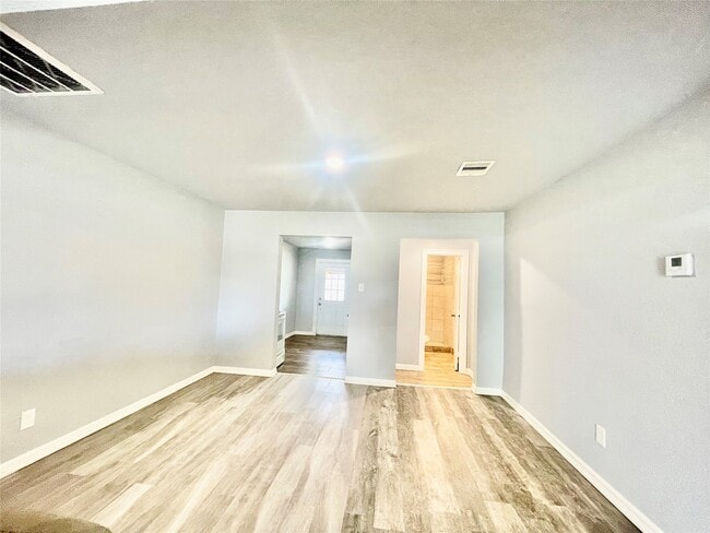 Photo - 6803 Bloom Dr