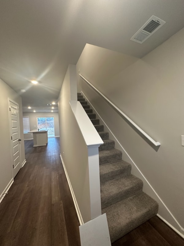 Photo - 39 River Rock St