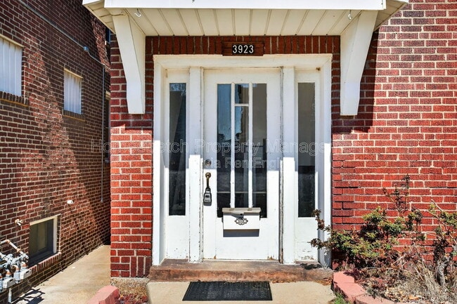 Photo - 3923 Miami St Unit 2f