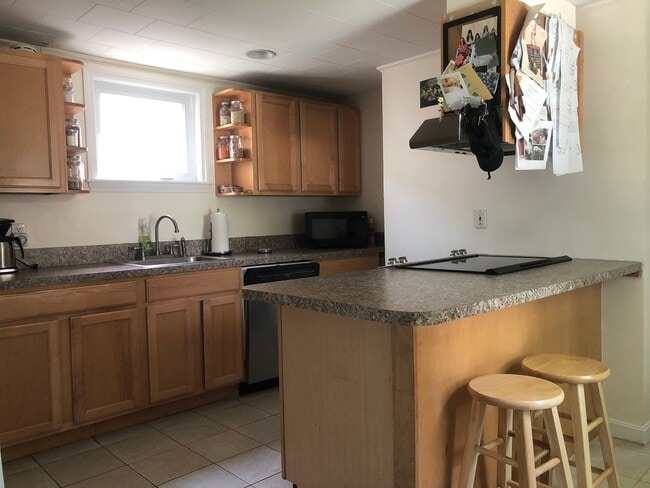 Photo - 34 N Main St Unit 34 N Main