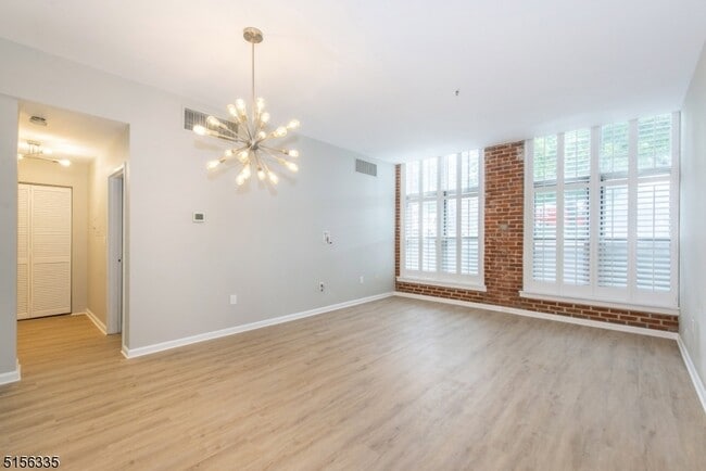 Photo - 262 Main St Unit 119