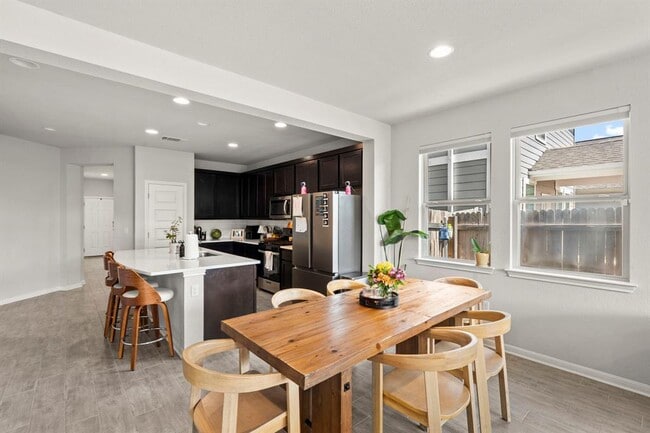 12402 Zenyatta Dr