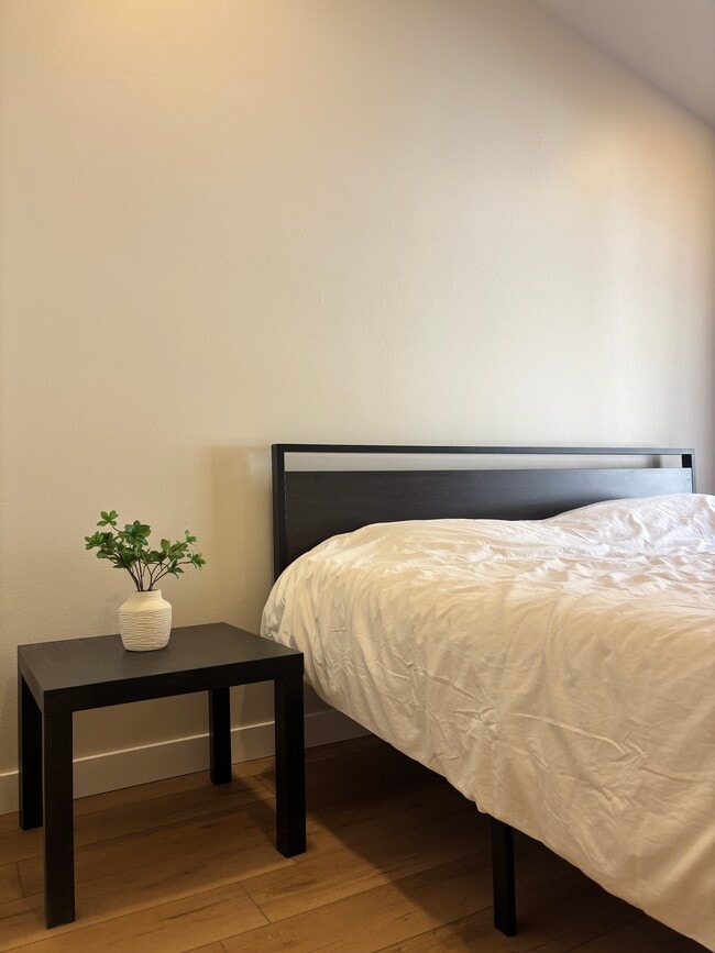 Photo - 609 N Seven Peaks Blvd