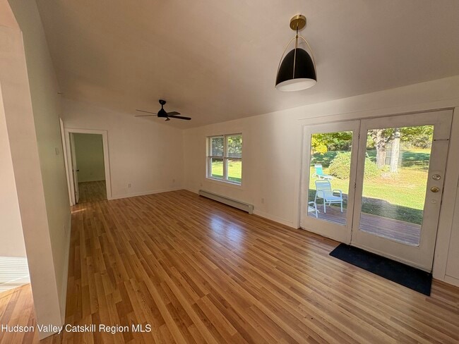 Photo - 551 NY-217 Apartment