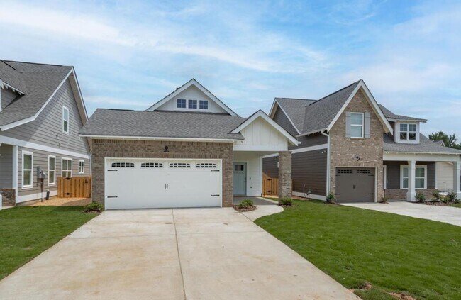 3-bedroom home with 2-car garage! - 3-bedroom home with 2-car garage!