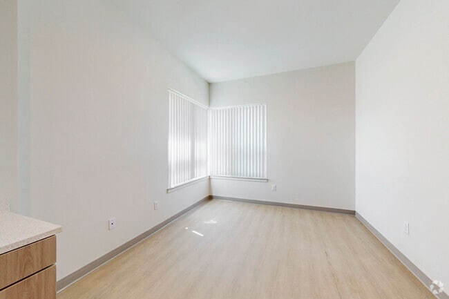 2BR, 1BA - 864SF - Living Room