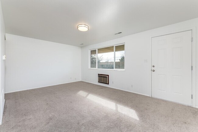 Photo - 1069 S 80 E Unit 1