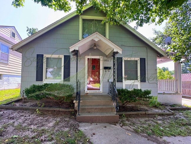 Building Photo - BEAUTIFUL HOME IN INDEPENDENCE!!