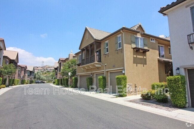 Building Photo - 28440 Mirabelle Ln Rental