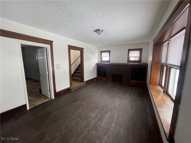 Photo - 944 Baughman St