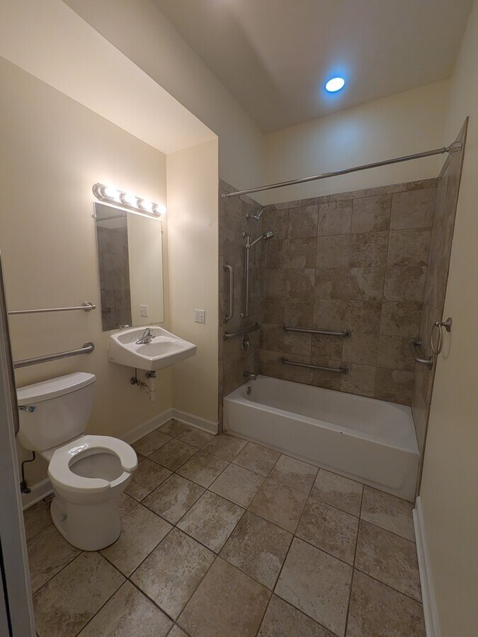 Photo - 5031 S Hermitage Ave