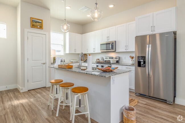 3BR, 2BA - Kitchen - Twill Bailey Creek Rental