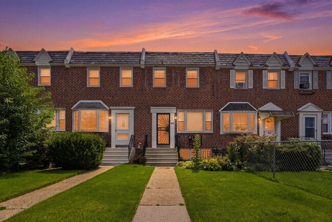 Building Photo - 6623 Tabor Ave