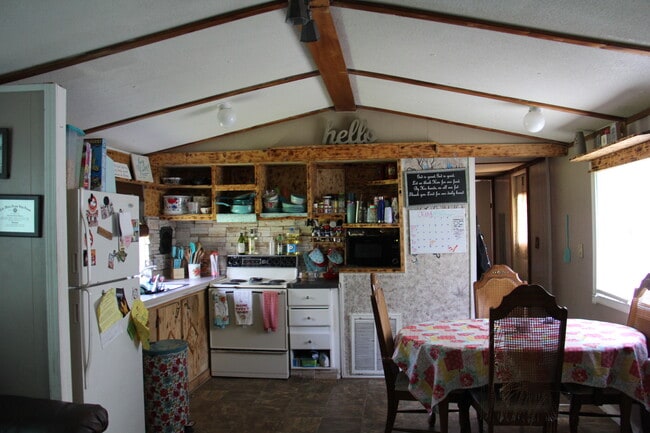 Photo - 3851 Spiker Ln