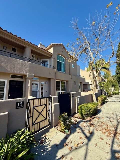 Photo - 13 Silverwind