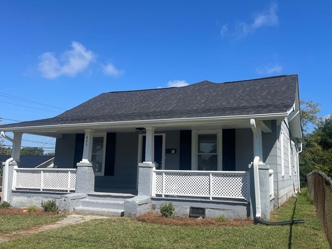 Building Photo - 645 Junia Ave Rental