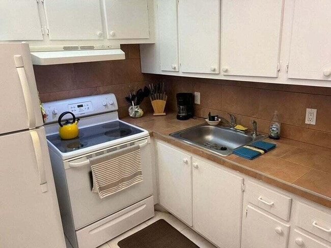 Photo - 59 Tilford C Unit 59