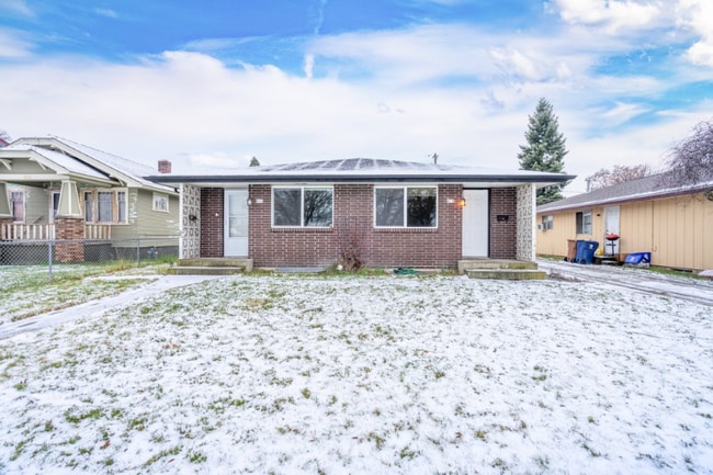 Photo - 818 E Princeton Ave