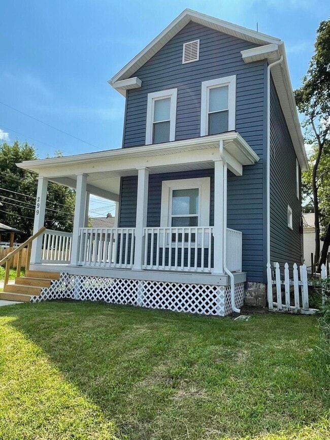 Building Photo - 299 S Warren Ave Rental