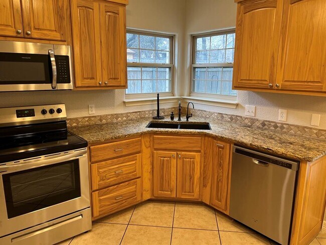 Photo - 503 Woodland Park Dr