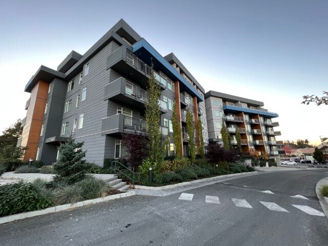6540 Metral Dr