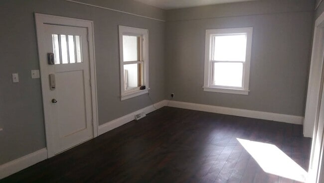 Photo - 115 N Covell Ave Unit 1