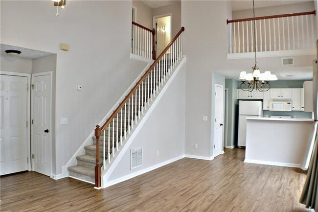 Photo - 383 Windcroft Cir NW