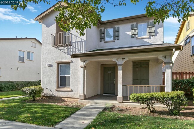 Building Photo - 3200 Puffin Cir