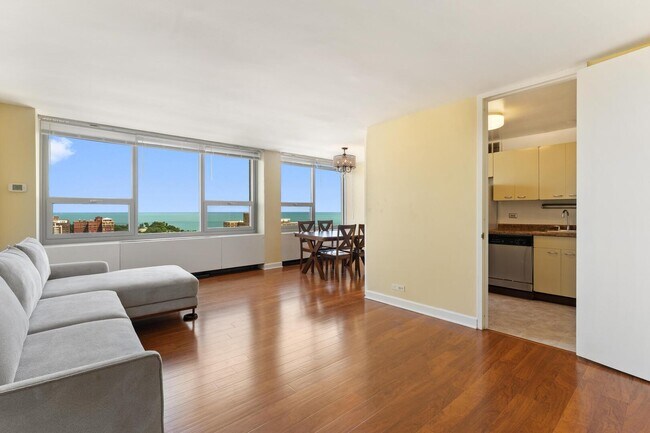 Photo - 1700 E 56th St Unit 2205