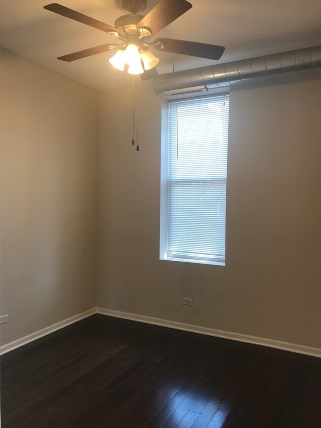 Photo - 1919 S Racine Ave