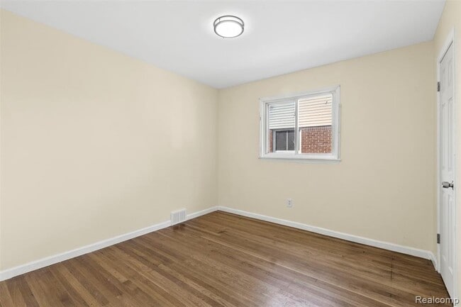 Photo - 20232 Braile St