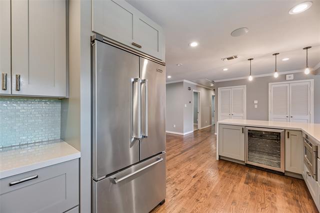 Photo - 9911 Hurley Way