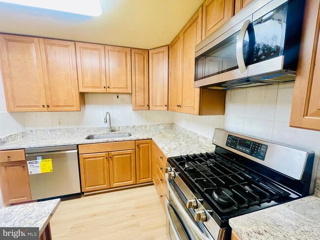 Photo - 7809 Dassett Ct Apartment Unit 301