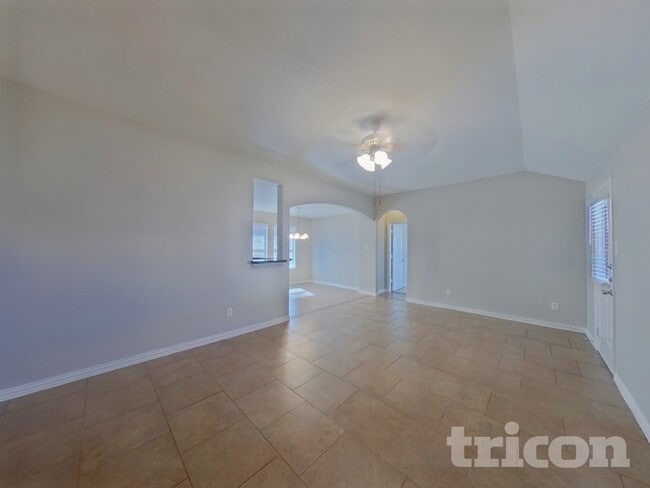 Photo - 12216 Hunters Crossing Ln