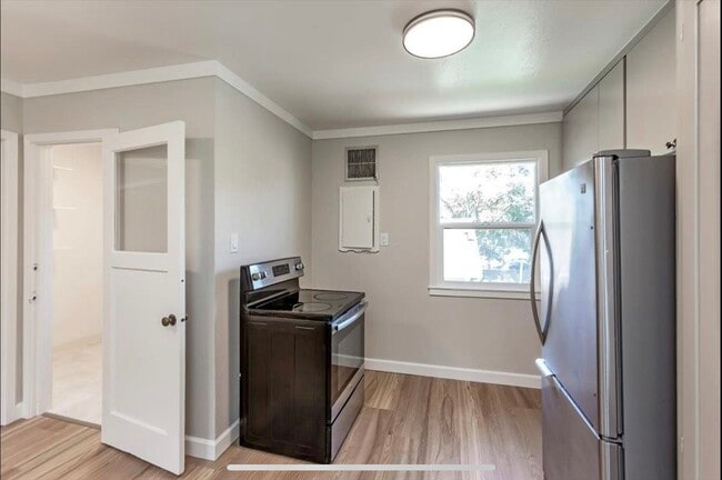 Photo - 911 Myrtle St