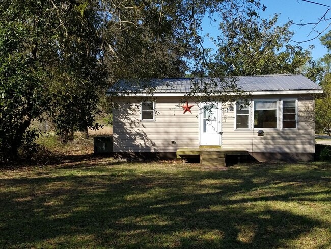 Building Photo - Central Hampstead Cottage