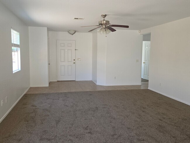 2068 E Andalusian Loop