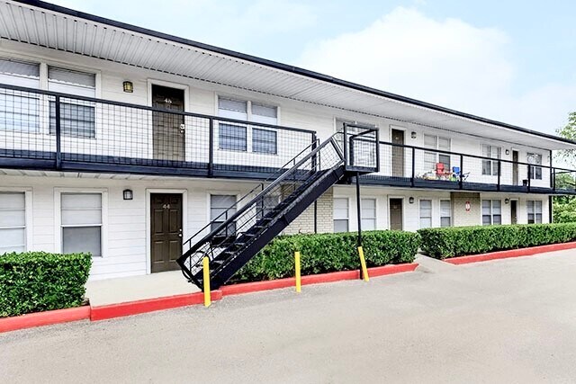 Photo - 5415 Scott St Unidad 34