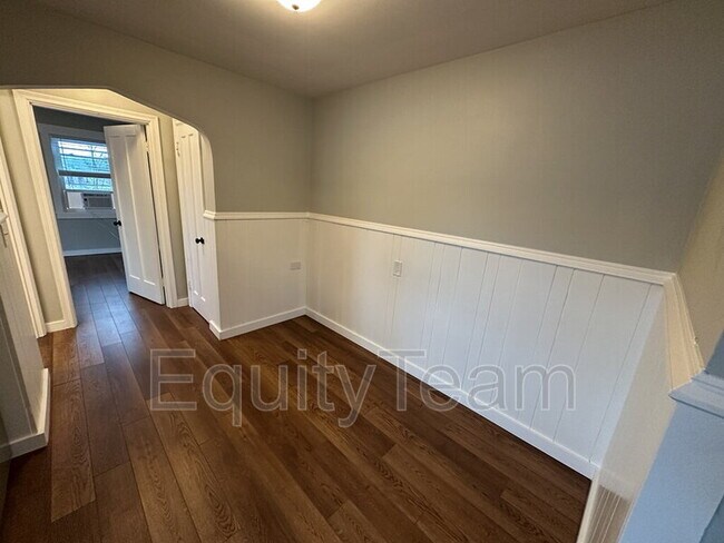 Photo - 1219 Franklin Ave Unidad D