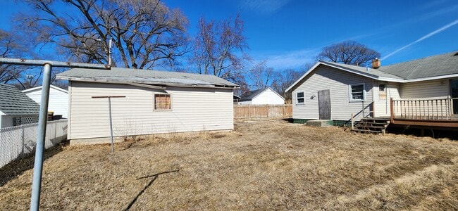 Photo - 3307 Hoover Ave