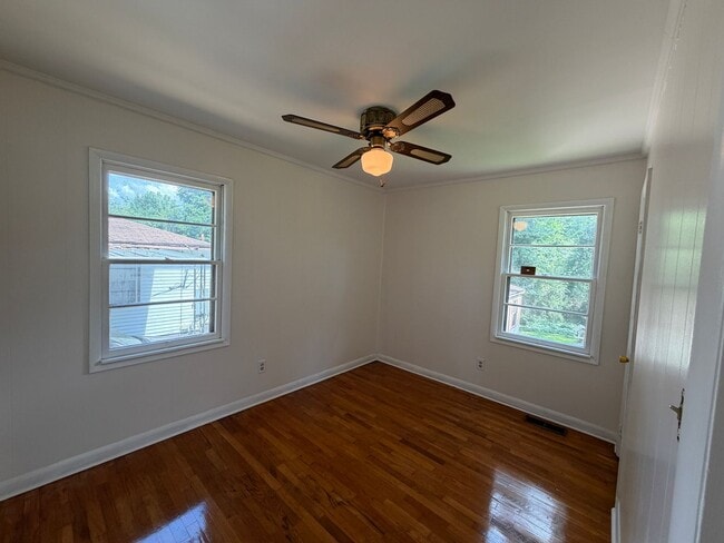 Photo - 808 W 32nd St