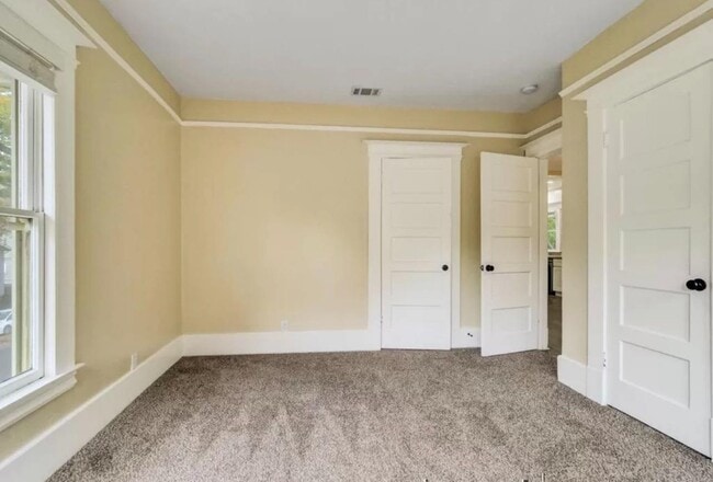 Photo - 601 T St