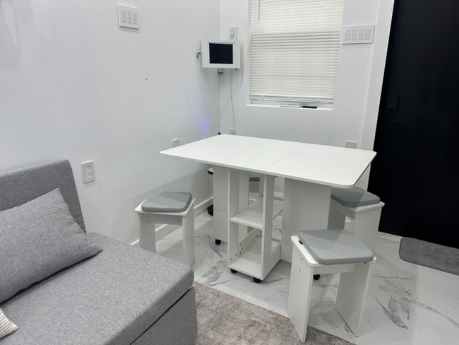 Photo - 196 Danforth Ave Unit Backhouse