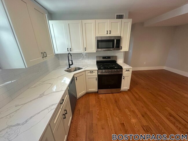 Photo - 118 Marginal St Unidad 1