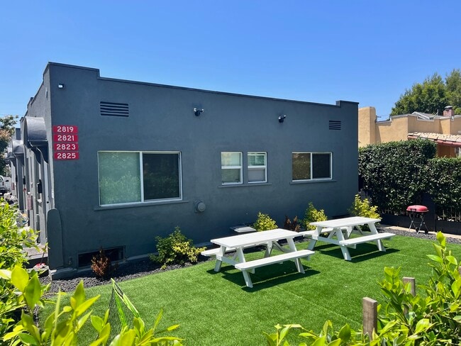 Building Photo - 2819 3rd Ave Unit 2819 Rental