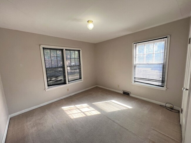 Photo - Convenient Living Near K-State & Aggieville!